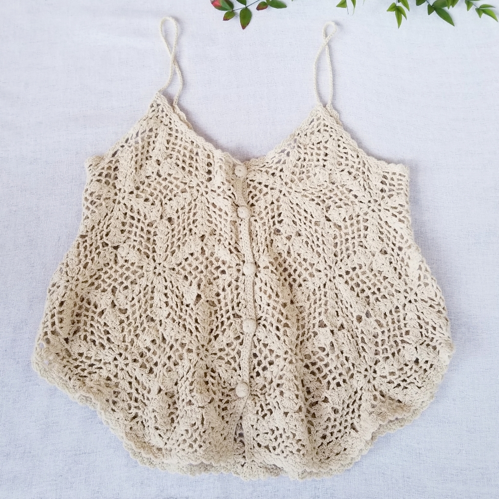 Open Crochete Cami Creme Top